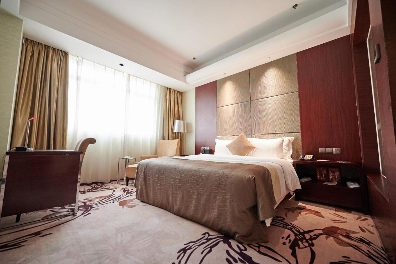 Foshan Jinlai Holiday Hotel Exteriör bild